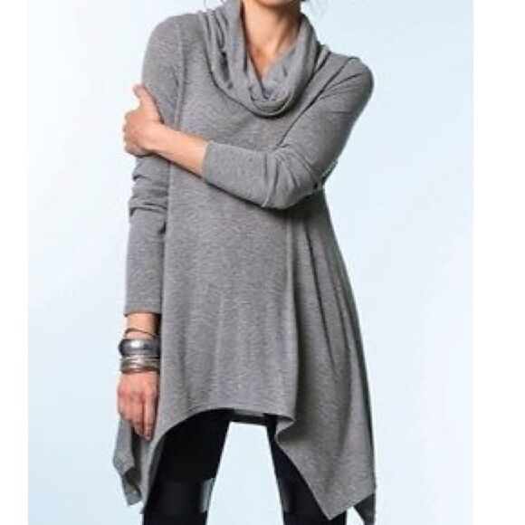 💝(3/$25) 𝅺xception • cowl neck asymmetrical tunic - Picture 2 of 7